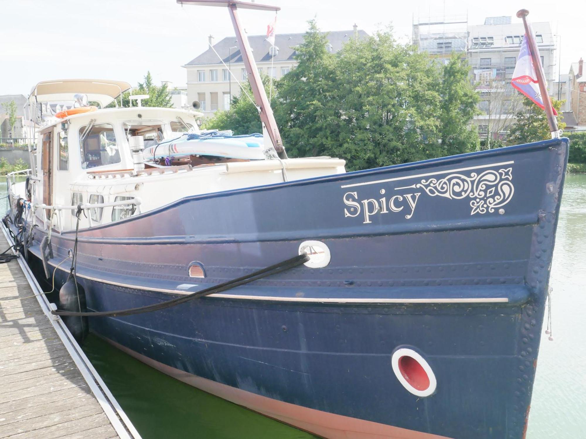 מו Spicy - Sejour Insolite Sur La Marne מראה חיצוני תמונה